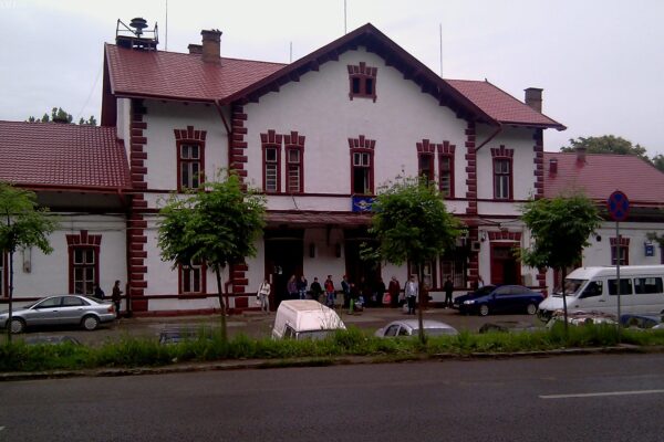 Care sunt gările din Cluj modernizate de CFR
