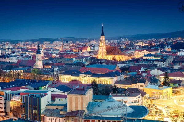Clujul atrage turiști în vacanța școlară. Este în topul destinațiilor de toamnă
