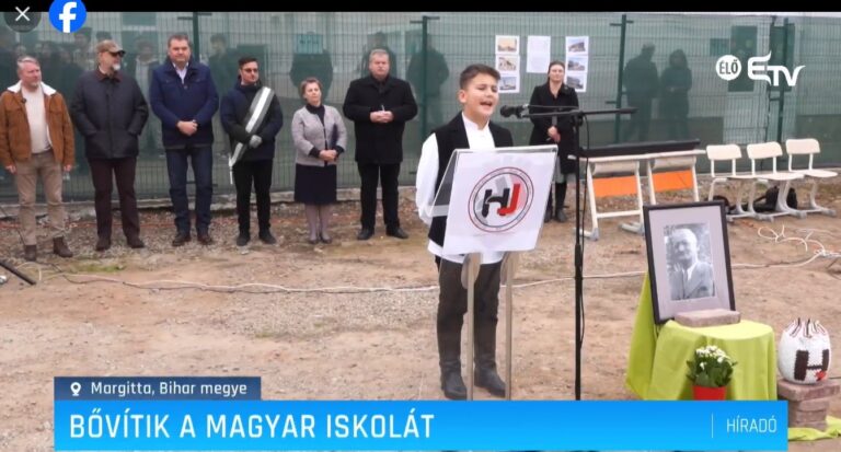 Tricolorul românesc colorat în alb-negru de o televiziune maghiară finanțată de statul român