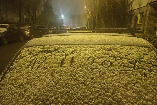 Iarna și-a intrat în drepturi la Cluj. Prima ninsoare a venit la mijloc de noiembrie