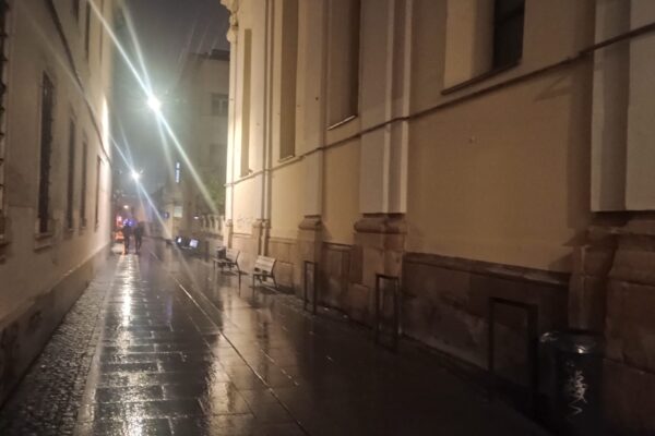Clujul a pierdut lupta împotriva vandalismului. Biserică-monument istoric proaspăt renovată, vandalizată!