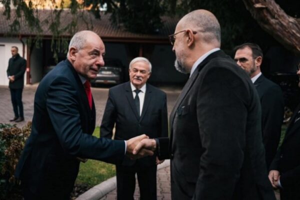 De ce a venit în secret președintele Ungariei la Cluj?