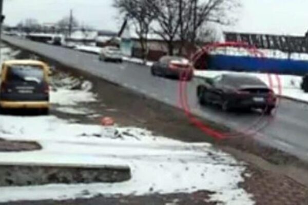 Depășirea criminală care a ucis o întreagă familie. Șoferul de pe autocisternă nu a mai avut ce să facă VIDEO