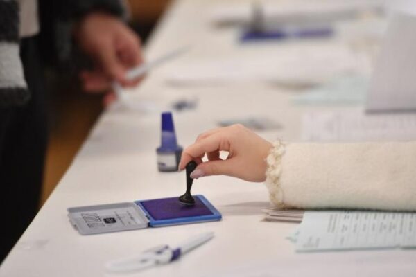 S-a încheiat renumărarea voturilor din turul I al prezidențiale. Ordinea candidaților nu s-a schimbat