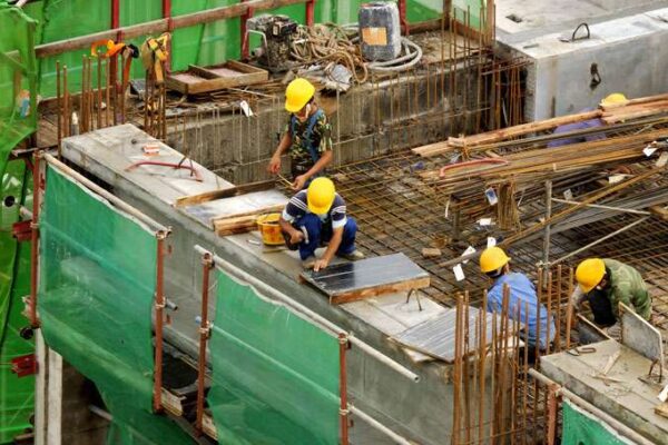 Numărul autorizațiilor de construcție este în scădere la Cluj