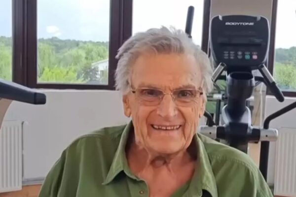 Mesajul lui Florin Piersic pentru români de Anul Nou: „Să nu uitam să ne bucurăm de lucrurile mici și frumoase din viața noastră”
