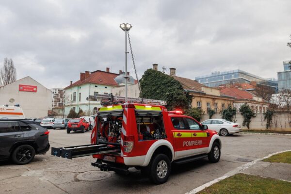 Autospecială de pompieri de ultimă generație. A fost cumpărată de Primăria Cluj pentru ISU Cluj