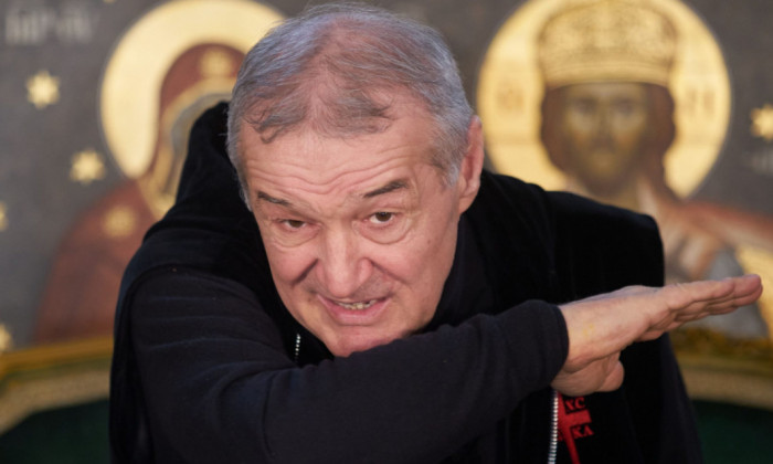 Deputatul Gigi Becali a șters pe jos cu rusofilul Călin Georgescu