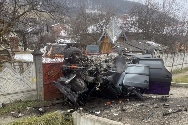 Accident foarte grav la Dej. Mașină a fost furată de un cetățean străin