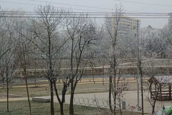 ALERTĂ METEO de viscol puternic în mai multe județe, inclusiv în Cluj. A fost emis cod portocaliu și galben