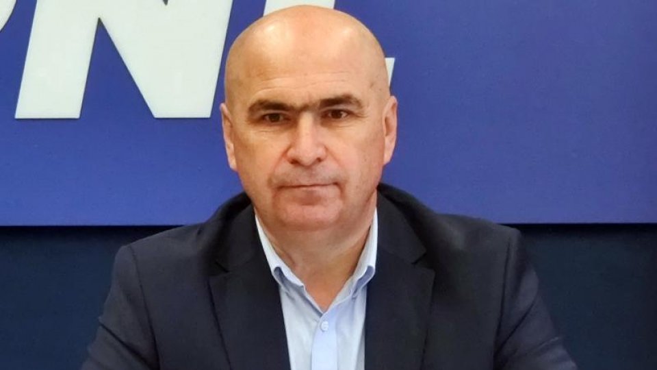 Bolojan a început curățenia în Senat