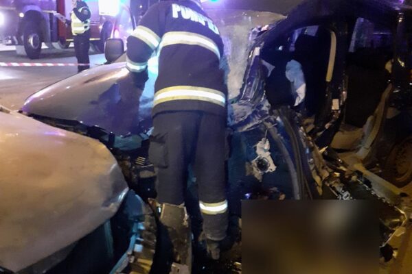 Accident mortal de circulație la Câmpia Turzii. Femeia care a murit avea doi copii mici