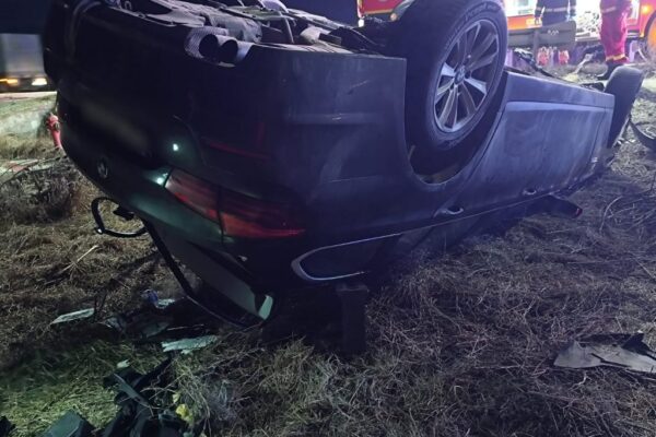 Accident mortal pe un drum din Cluj. Un șofer a murit pe loc