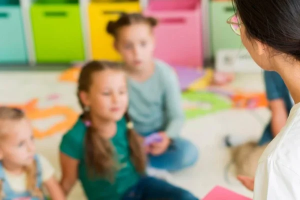 Drama imensă prin care a trecut o tânără educatoare din Cluj Napoca. A fost bătută ca hoții de cai de iubitul gelos