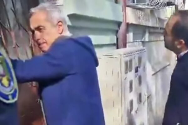 Georgescu a fost pus cu fața la perete și percheziționat. S-a terminat cu jocul