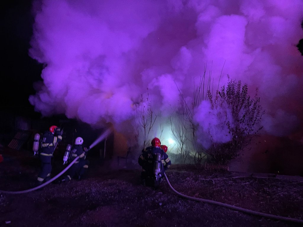 Incendiu la o casă de pe strada Soporului