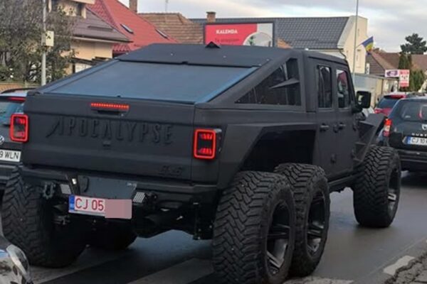 Am aflat cine e proprietarul ”monstrului” de pe șoselele din Cluj Napoca. Este un pasionat de mașini puternice