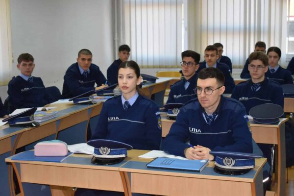 Aglomerație mare la Admiterea la Școala de Poliție Cluj