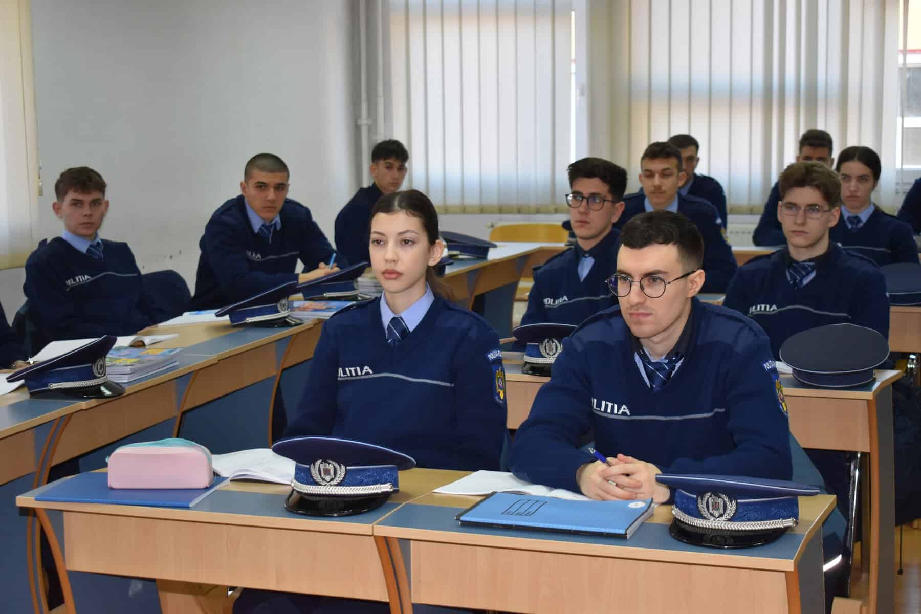 Aglomerație mare la Admiterea la Școala de Poliție Cluj