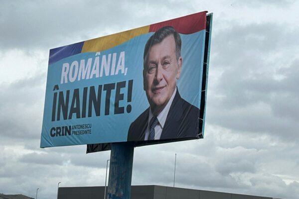 PNL și PSD aruncă milioane de euro pentru promovarea ”adormitului” Antonescu. De unde or fi avut atâția bani