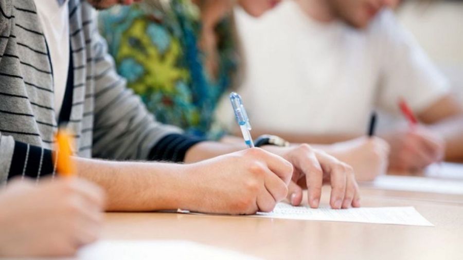 Câți elevi clujeni s-au înscris la programul de pregătire gratuită pentru Bacalaureat