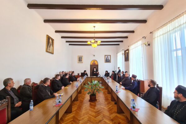 Doi candidați desemnați pentru postul de Episcop al Sălajului, după debarcarea controversatului Petroniu