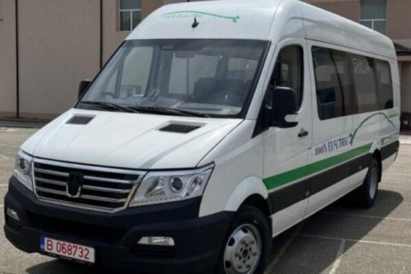 Clujul a primit alte 25 de microbuze electrice