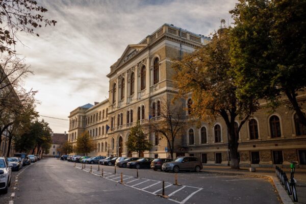 Dezbateri prezidențiale găzduite de UBB Cluj cu primii cinci candidați