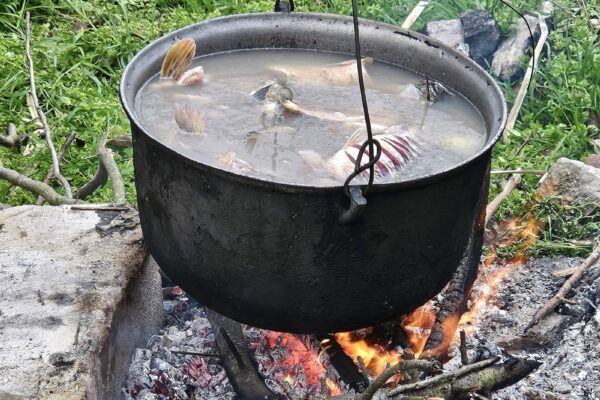 Cum se face cea mai bună ciorbă de pește. Chef Sorin Bontea a dezvăluit rețeta