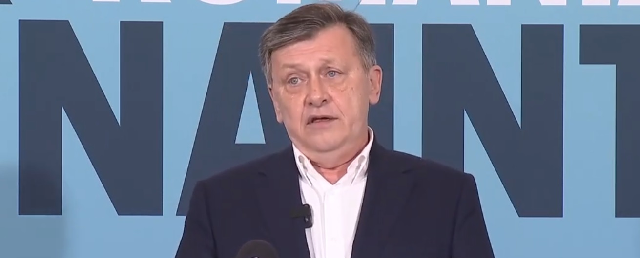 A fost Crin Antonescu turnător la Securitate