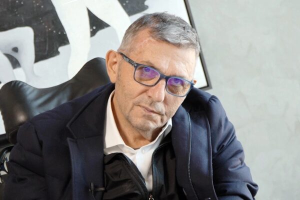 Lecție de mare omenie din partea unui milionar clujean. A întors o mare parte din averea sa pentru copii