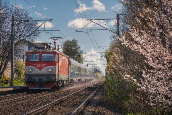 Trenurile spre litoral vor fi suplimentate pentru minivacanța de 1 Mai
