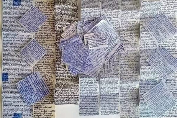 O profesoara a adunat o colecție de mii de copiuțe. Ce spun românii care recunosc că au copiat la examene