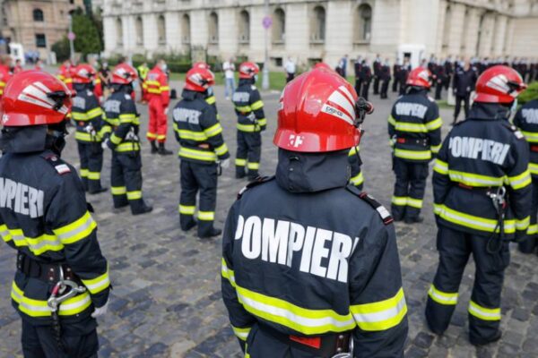Campanie de recrutare la ISU Cluj. Tinerii se pot înscrie pentru a deveni salvatori