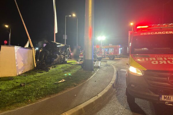ACCIDENT MORTAL pe Calea Turzii. S-a răsturnat cu mașina pe marginea drumului și a murit pe loc