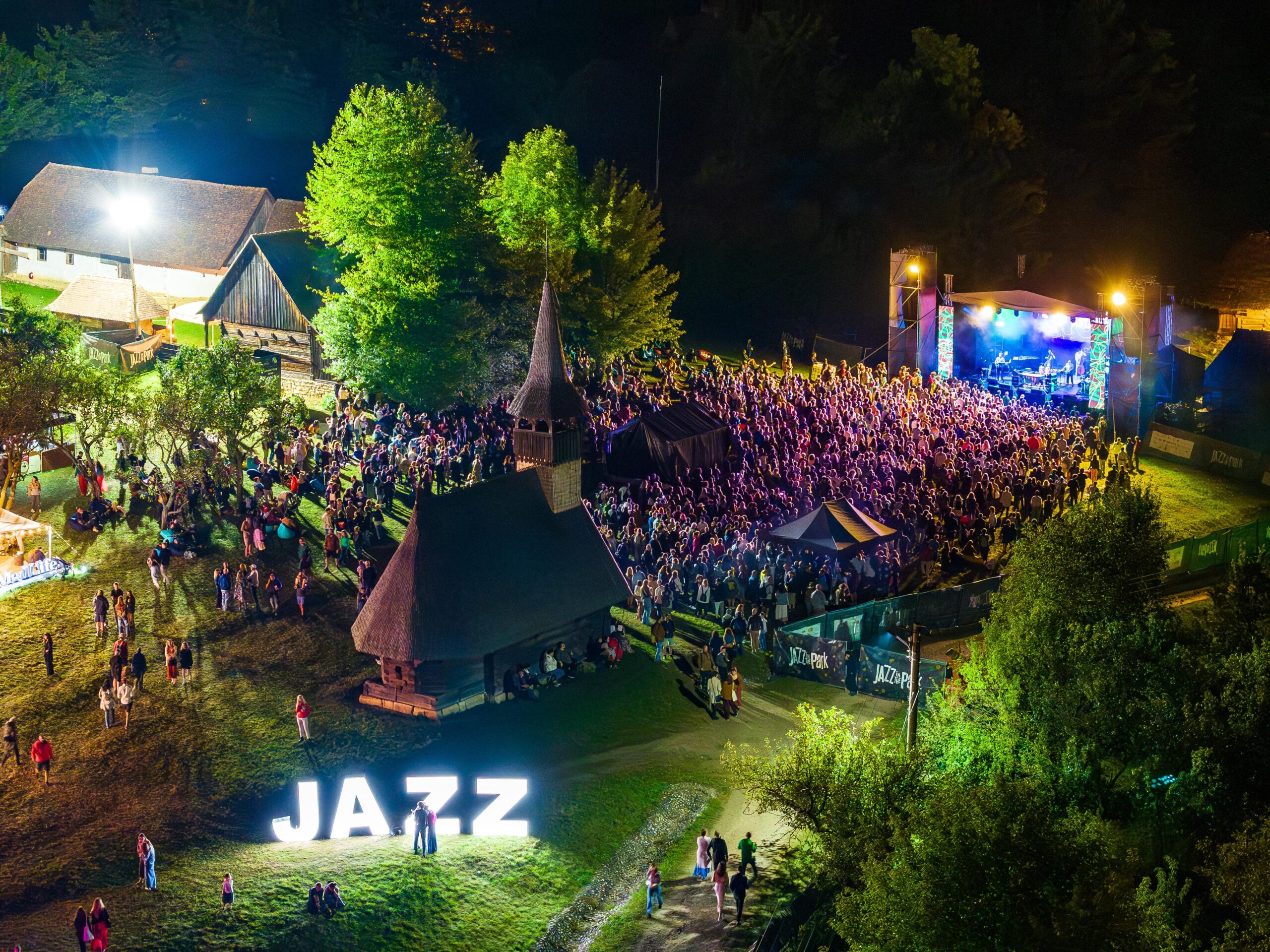Jazz-ul cucerește dealul Hoia