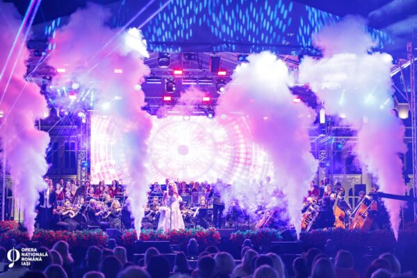 Săptămână dedicată operei la Cluj-Napoca. Programul Opera Aperta 2025, cu spectacole în Piața Unirii și alte șapte locații din oraș