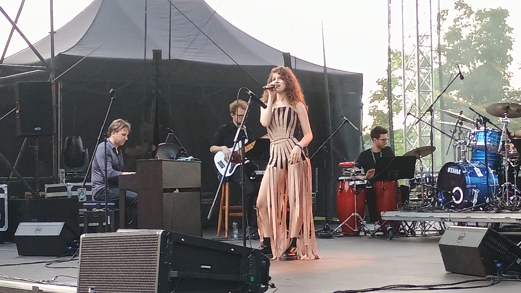 Actrița lui Mircea Bravo a făcut show la Jazz in the Park 2025