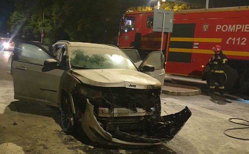 A luat foc o mașină SUV pe Calea Turzii
