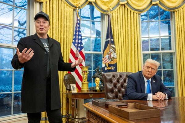 S-a rupt lanțul de iubire dintre Elon Musk și Donald Trump. ”Eu l-am făcut președinte”