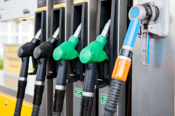 Cu cât se scumpesc carburanții de la 1 August 2025?