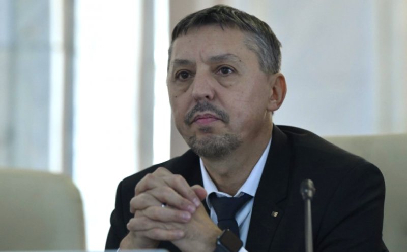 Profesorii îi cer demisia ministrului Daniel David