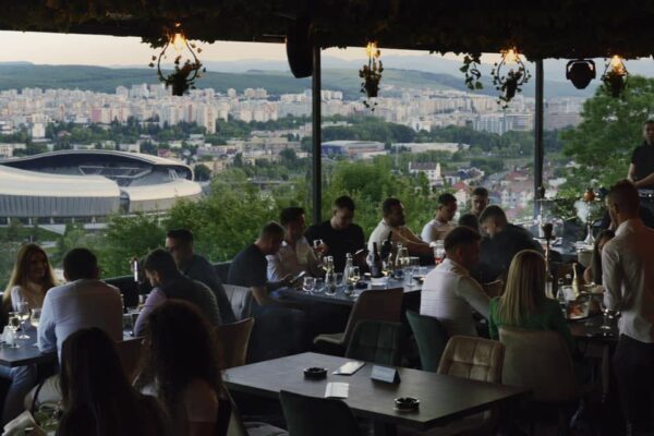 Un restaurant celebru din Cluj Napoca, distrus de incendiul de luni după masa