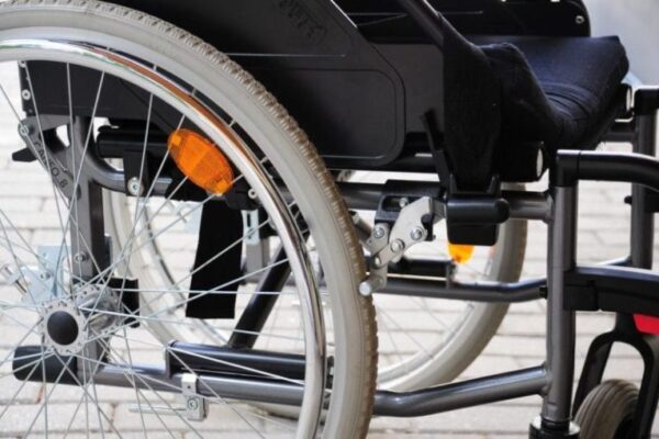Locuri de muncă pentru peste 2000 de persoane cu dizabilități