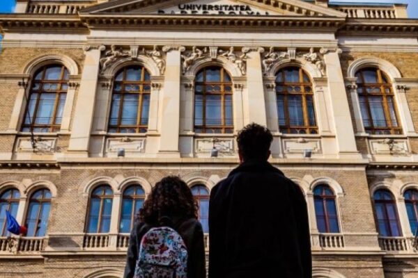 Număr mare de dosare depuse la UBB Cluj în prima sesiune de admitere. Ce facultăți sunt la mare căutare?