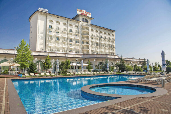 Câți turiști străini a atras cel mai luxos hotel din Cluj-Napoca? Marile festivaluri au fost un magnet pentru turiști