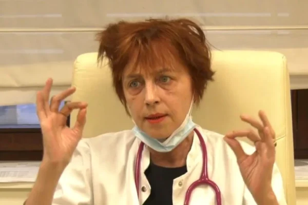 Doctorița Groșan lovește din nou. ”Văd corpul holistic. Nu mă opresc doar la respirator. Studii? Să facă alții”.