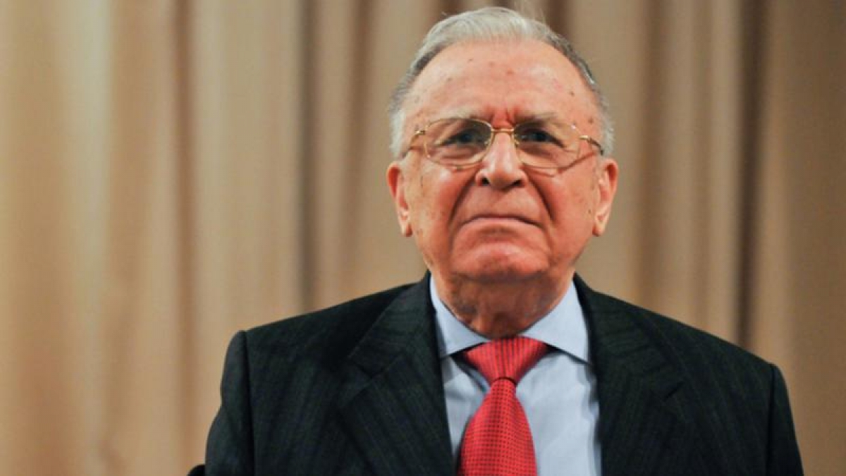A murit fostul președinte Ion Iliescu
