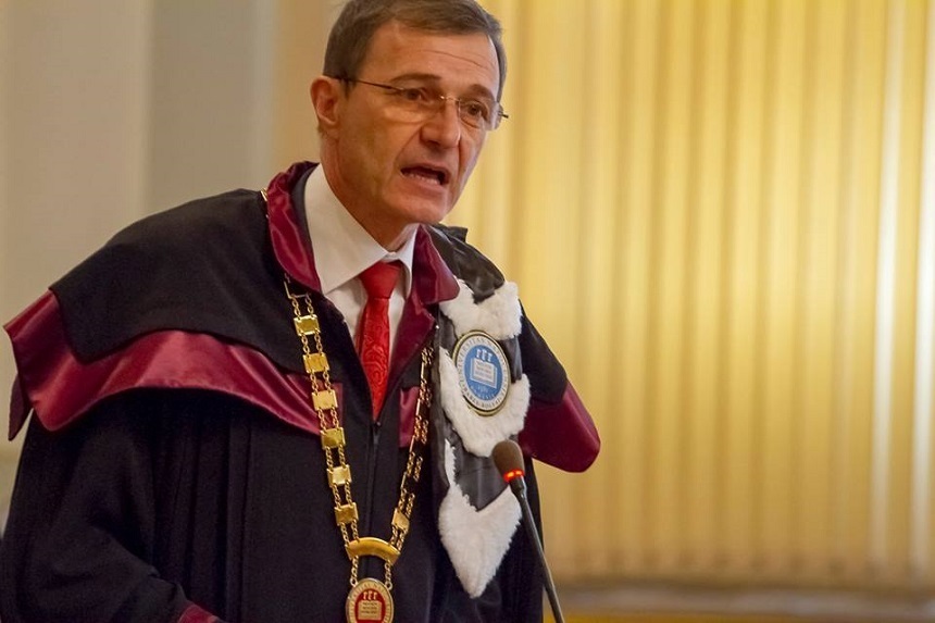 Mesajul președintele Academiei Române după decesul lui Ion Iliescu