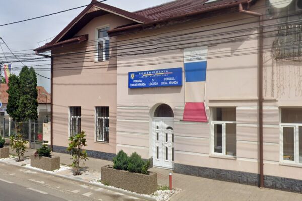 La Primăria Apahida se fac angajări. Sunt datoriile din campania electorală???